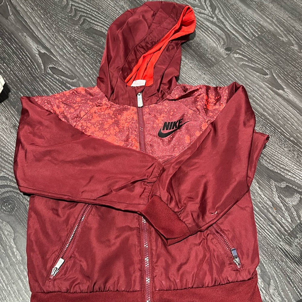 Boys Nike rain coat. Used several times.